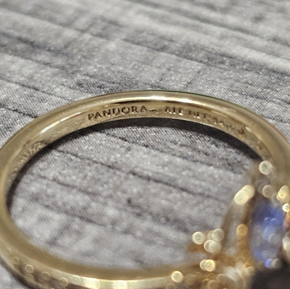 Authentic Pandora Disney Cinderella's Carriage Ring - Picture 4 of 5